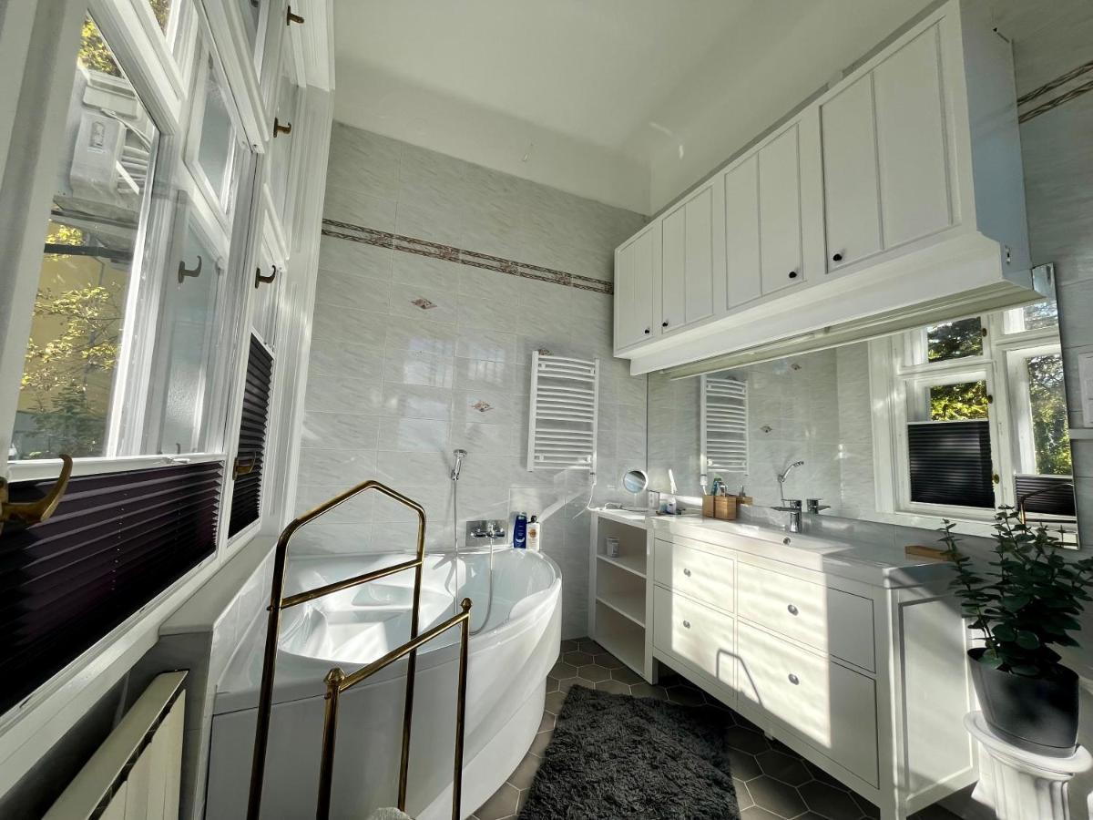 Hillside Luxury Residence Budapest With Free Garage Exteriér fotografie